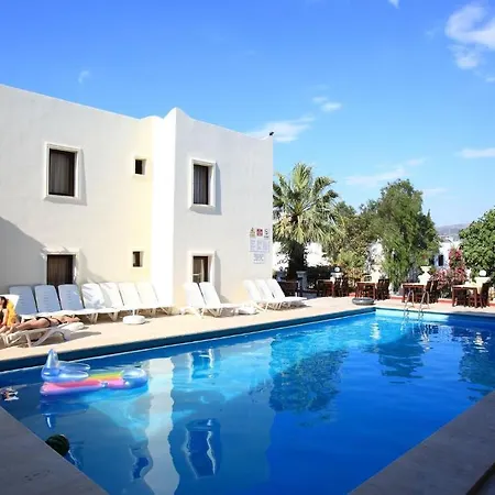 Paloma Hotel 2*