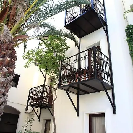 Hotel Paloma 2*