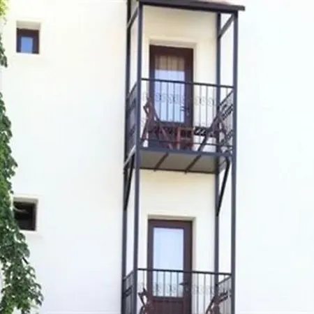Hotel Paloma 2*