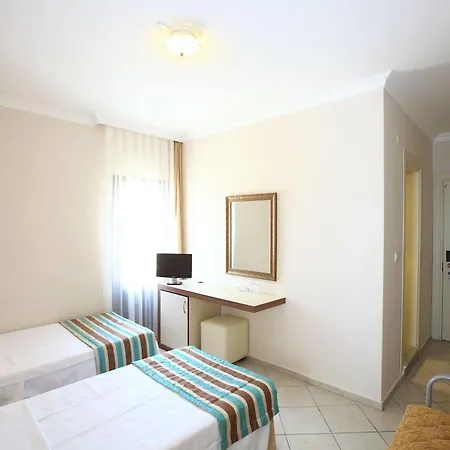 Paloma Hotel 2*